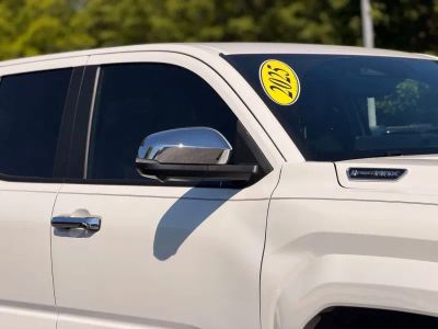 2025 Toyota Tacoma Hybrid - Photo 7