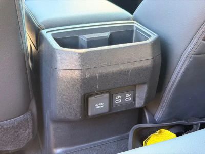 2025 Toyota Tacoma Hybrid - Photo 17