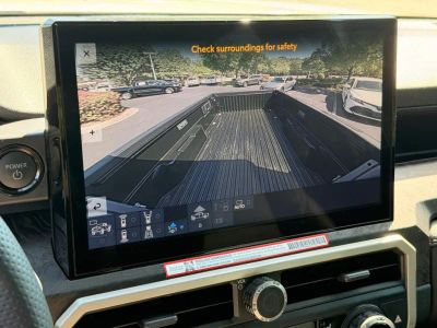 2025 Toyota Tacoma Hybrid - Photo 37