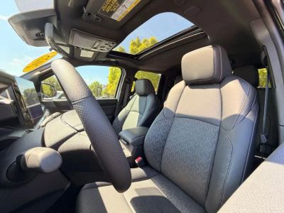 2025 Toyota Tacoma Hybrid - Photo 25