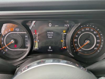 2025 Jeep Wrangler — photo 22 view