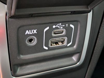 2025 Jeep Wrangler — photo 18 view