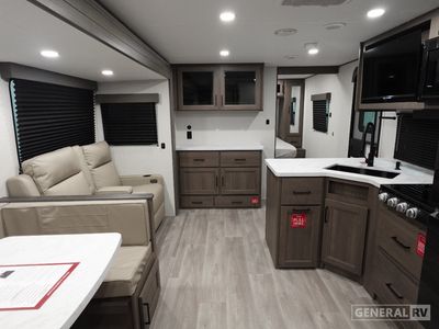 2026 Grand Design Transcend - Photo 6
