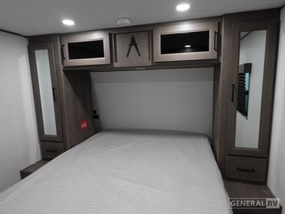 2026 Grand Design Transcend - Photo 8