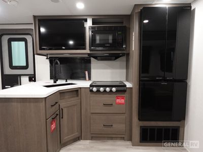 2026 Grand Design Transcend - Photo 7