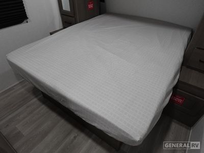 2026 Grand Design Transcend - Photo 9