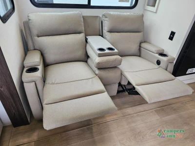 2027 Alliance RV Delta — photo 34 view