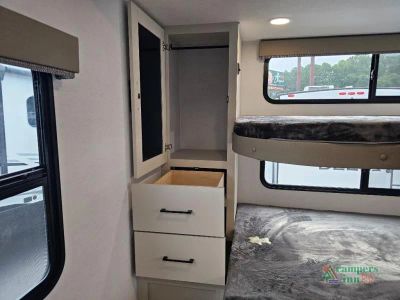 2027 Alliance RV Delta — photo 42 view