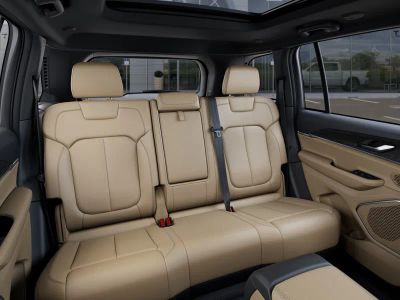 2026 Jeep Grand Cherokee — photo 15 view