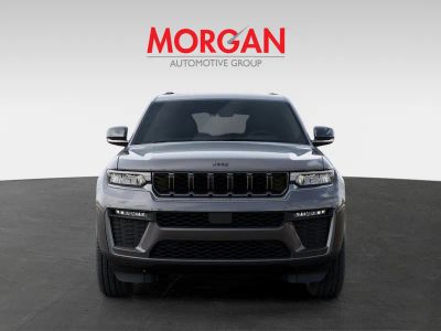 2026 Jeep Grand Cherokee — engine compartment view