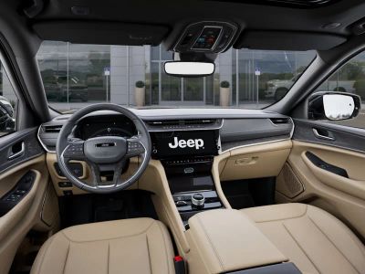2026 Jeep Grand Cherokee — photo 14 view