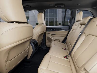 2026 Jeep Grand Cherokee — photo 23 view