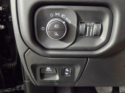 2026 Ram 1500 — photo 16 view