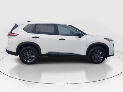 2024 Nissan Rogue - Photo 8