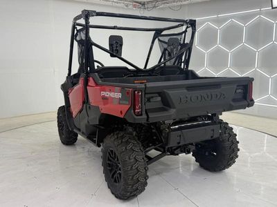 2025 Honda Pioneer 1000 Deluxe - Photo 5