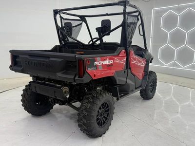 2025 Honda Pioneer 1000 Deluxe - Photo 6