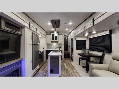 2024 CrossRoads RV Cruiser Aire — side profile view