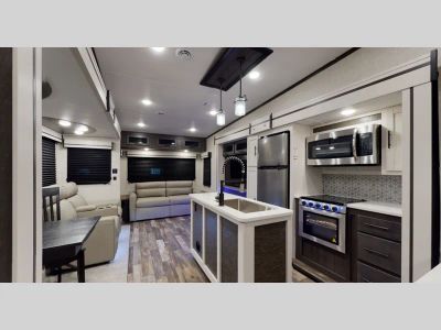 2024 CrossRoads RV Cruiser Aire — interior view