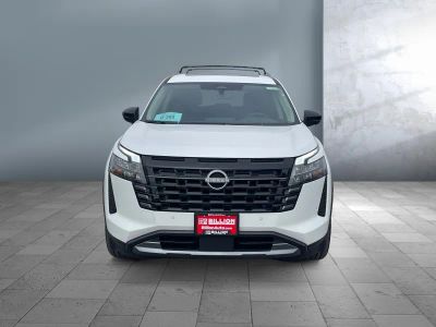 2026 Nissan Pathfinder — side profile view