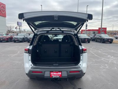 2026 Nissan Pathfinder — photo 19 view