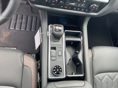 2026 Nissan Pathfinder — photo 15 view