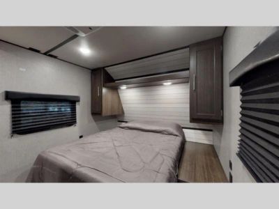 2021 CrossRoads RV Zinger — detail view