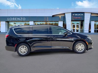 2024 Chrysler Pacifica — interior view