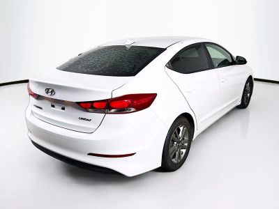 2018 Hyundai Elantra — photo 27 view