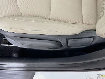 2018 Hyundai Elantra — photo 19 view