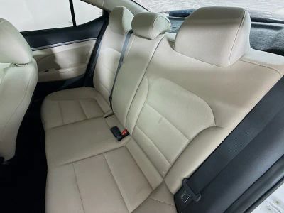 2018 Hyundai Elantra — photo 24 view