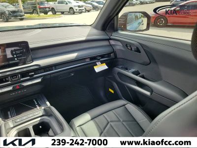 2027 Kia Telluride Hybrid — photo 18 view