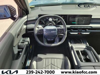 2027 Kia Telluride Hybrid — photo 17 view