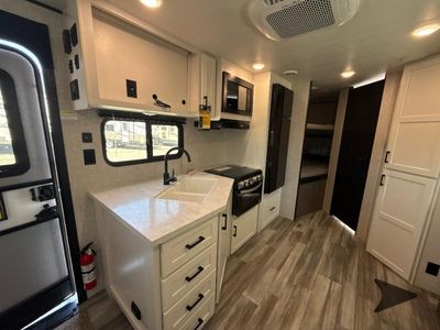 2025 Jayco Jay Flight SLX - Photo 14