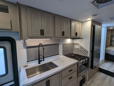 2025 Forest River Sunseeker LE - Photo 20