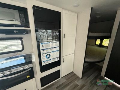 2027 Jayco Jay Flight SLX - Photo 9