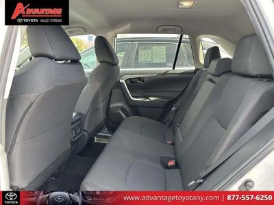 2023 Toyota RAV4 - Photo 15