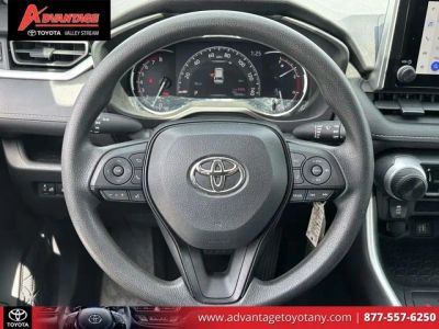 2023 Toyota RAV4 - Photo 19