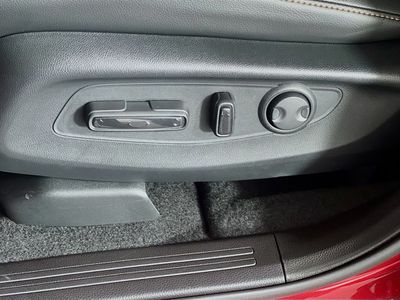 2026 Honda CR-V Hybrid — photo 13 view