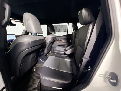 2024 Lexus GX - Photo 25