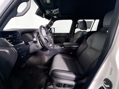 2024 Lexus GX - Photo 12
