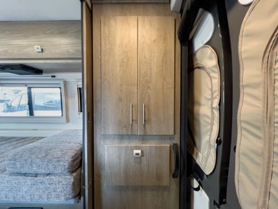 2026 Winnebago TRAVATO - Photo 19