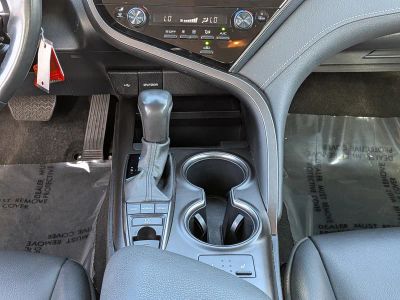 2024 Toyota Camry — photo 18 view
