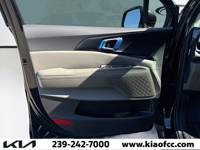 2026 Kia Carnival — photo 21 view