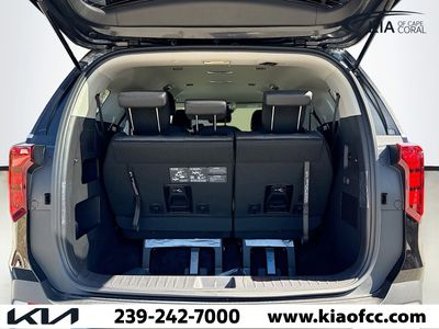 2026 Kia Carnival — photo 11 view