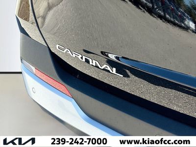 2026 Kia Carnival — photo 10 view