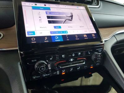 2025 Jeep Grand Cherokee — photo 27 view