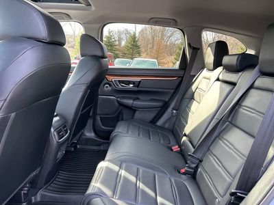 2022 Honda CR-V Touring — photo 27 view