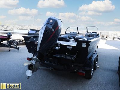 2026 TRACKER Targa - Photo 6