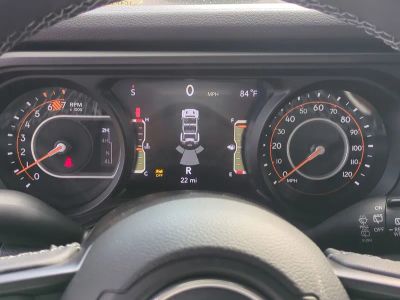 2025 Jeep Wrangler — photo 29 view