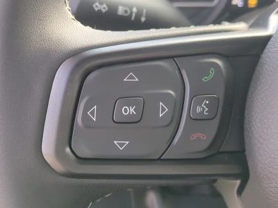 2025 Jeep Wrangler — photo 27 view